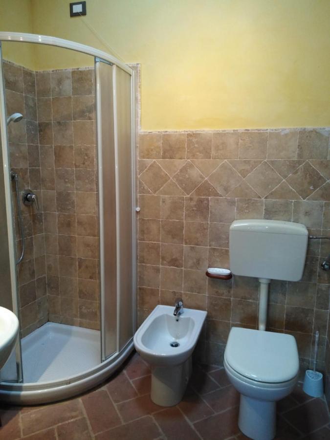 Agritur Villa Osvaldo Castiglione Del Lago Perugia Colazione Piscina Acqua Salata מראה חיצוני תמונה
