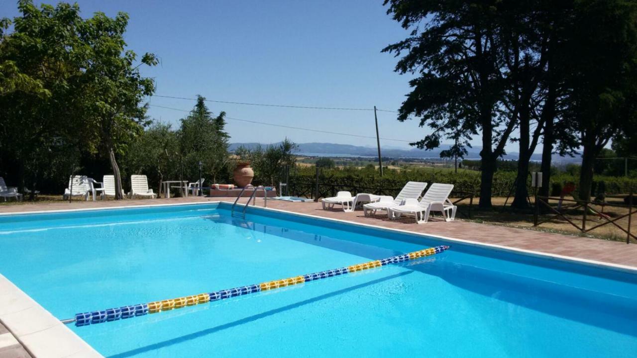 Agritur Villa Osvaldo Castiglione Del Lago Perugia Colazione Piscina Acqua Salata מראה חיצוני תמונה
